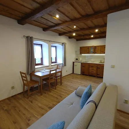 Vyšší BrodU Mikesu公寓 外观 照片